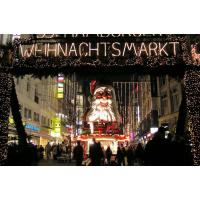 4568-PB290014 Eingang Weihnachtsmarkt an der Spitaler Strasse - Weihnachtsdekoration. | 